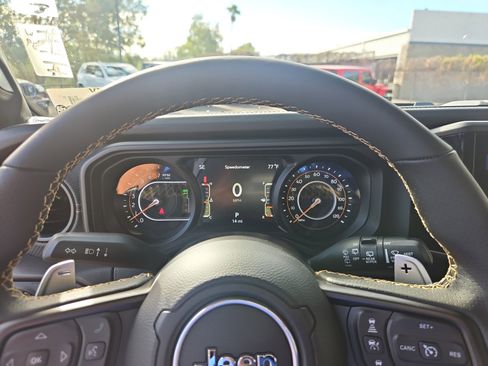 New 2025 Jeep Wrangler Unlimited Rubicon 392 image 10