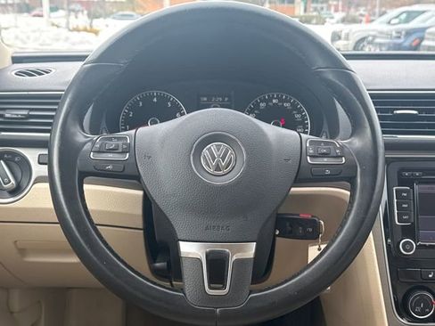 Used 2014 Volkswagen Passat 1.8T SE image 14
