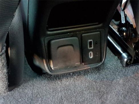 Certified 2023 Chevrolet TrailBlazer RS w/ Sun and Liftgate Package image 21