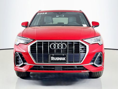 Used 2023 Audi Q3 2.0T Premium image 2