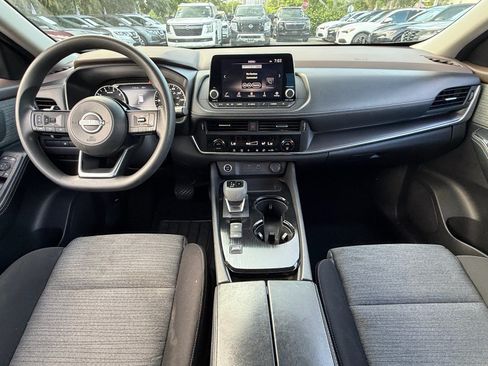 Used 2023 Nissan Rogue SV FWD image 14