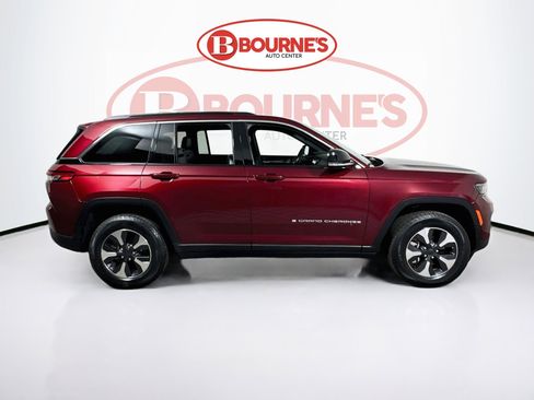 Used 2024 Jeep Grand Cherokee Limited 4xe image 12