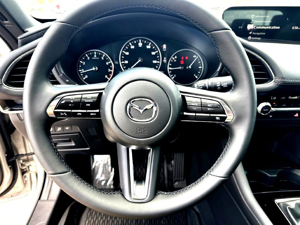 New 2026 MAZDA MAZDA3 2.5 S Hatchback w/ Premium Pkg FWD image 14