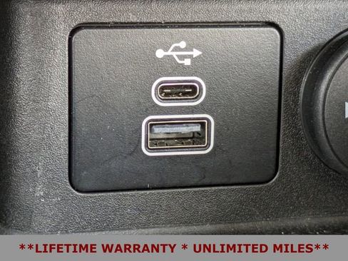 Used 2024 Ford Escape Active image 25