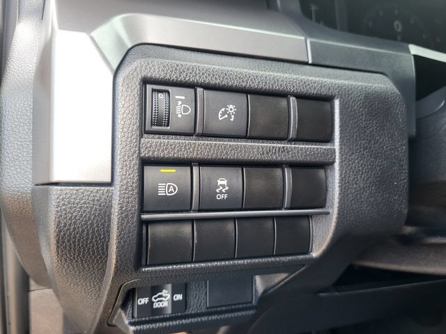 Used 2024 Toyota Tacoma SR5 AWD/4WD image 20