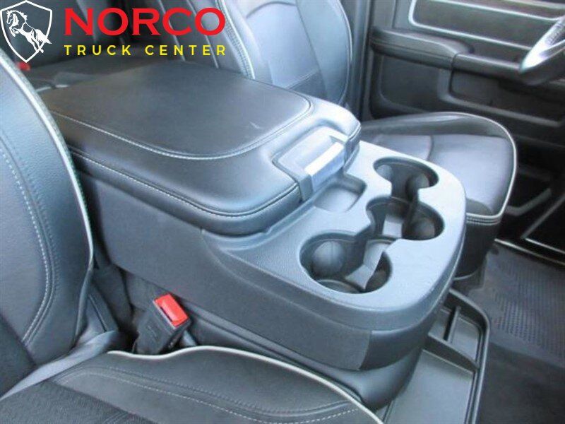 Used 2020 RAM 2500 Laramie AWD/4WD image 16
