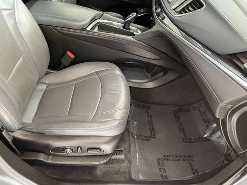 Used 2019 Buick Enclave Premium image 34