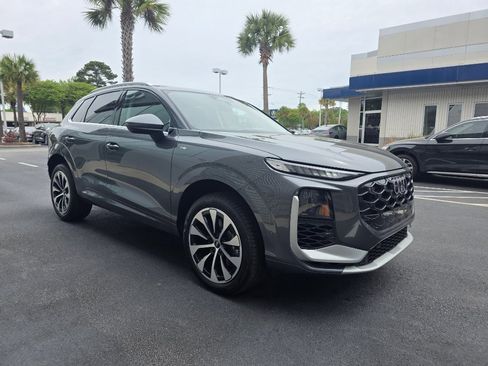 New 2026 Audi Q3 quattro 2.0T image 2