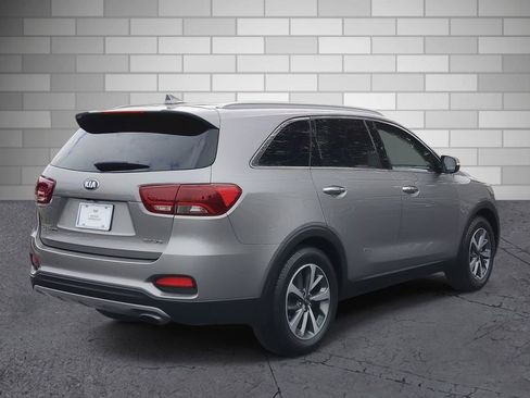 Used 2019 Kia Sorento EX image 5