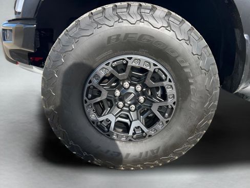 Used 2025 Ford F150 Raptor w/ Equipment Group 803A Raptor R image 2