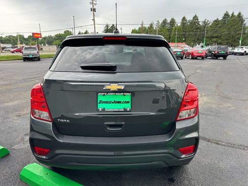 Used 2020 Chevrolet Trax LS w/ Tint and Cruise Package FWD image 6