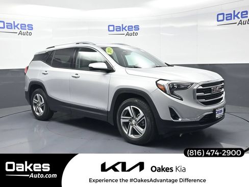 Used 2019 GMC Terrain SLT w/ Preferred Package AWD/4WD image 1