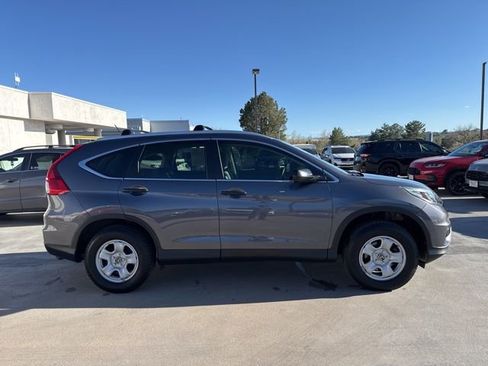 Used 2016 Honda CR-V LX image 9