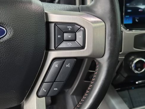 Used 2022 Ford F350 Platinum w/ Tremor Off-Road Package image 28