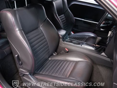 Used 2010 Dodge Challenger R/T RWD image 37