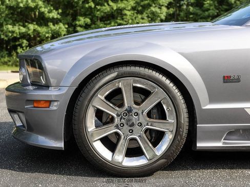 Used 2006 Ford Mustang GT RWD image 4
