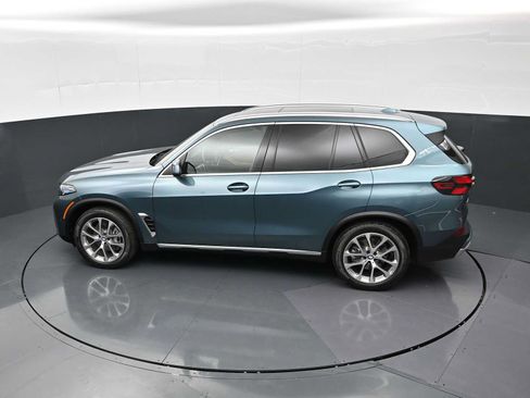 Used 2025 BMW X5 xDrive40i w/ Climate Comfort Package AWD/4WD image 30