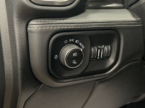 Used 2021 RAM 2500 Limited AWD/4WD image 25