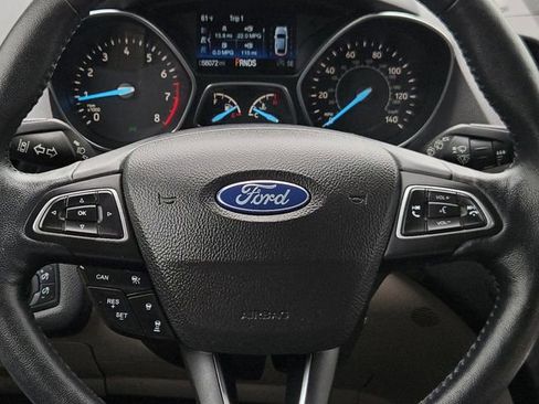 Used 2019 Ford Escape Titanium AWD/4WD image 26
