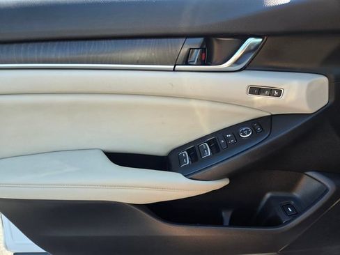 Used 2021 Honda Accord EX-L image 41