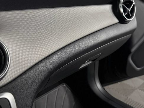 Used 2018 Mercedes-Benz CLA 250 4MATIC w/ Premium Package image 31