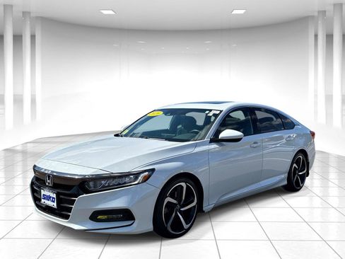 Used 2020 Honda Accord Sport image 3
