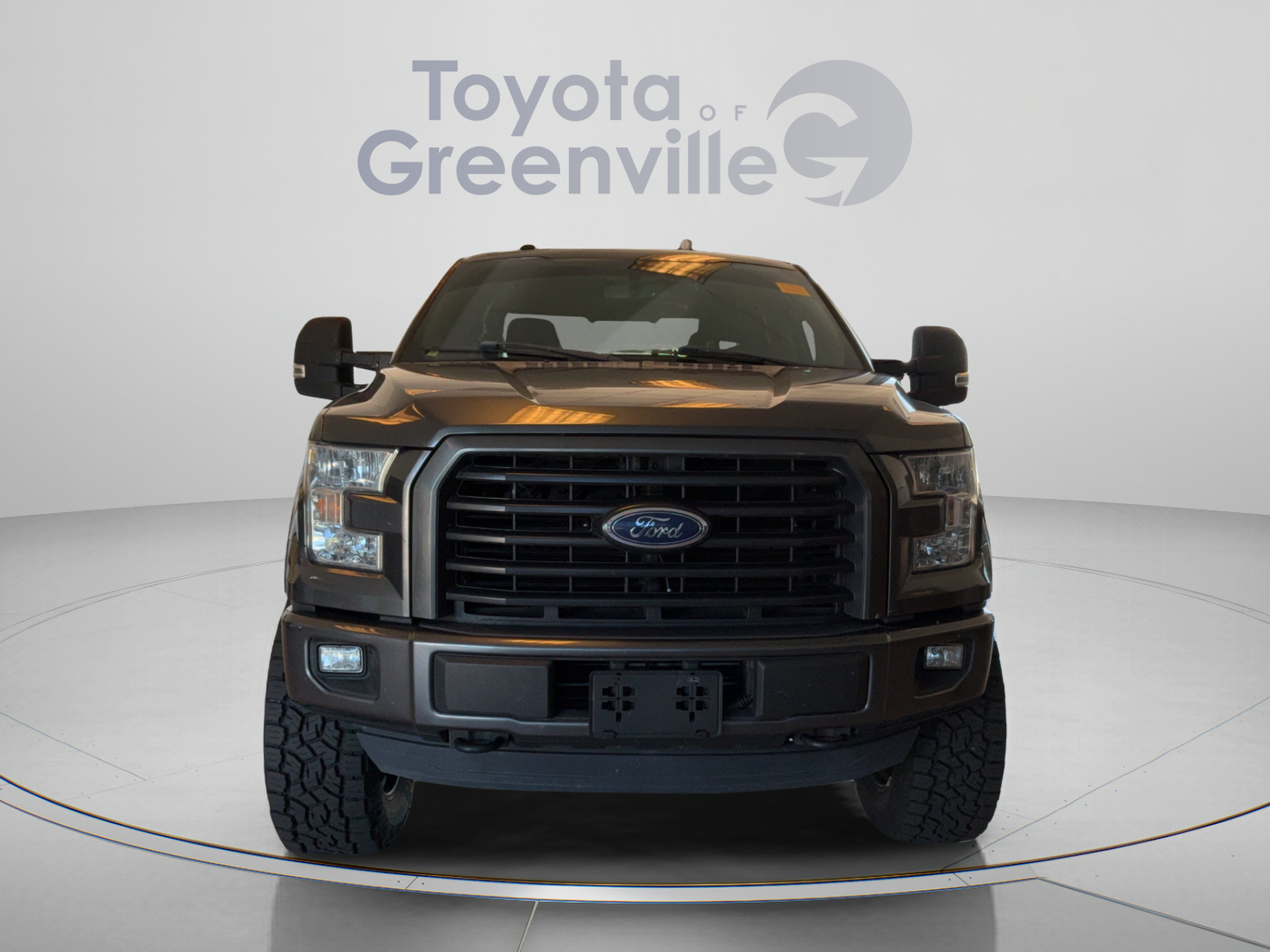 Used 2016 Ford F150 XLT w/ Equipment Group 302A Luxury AWD/4WD image 9