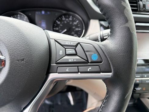 Certified 2021 Nissan Rogue Sport SL w/ Premium Package FWD image 24