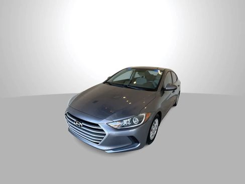 Used 2018 Hyundai Elantra SE image 4