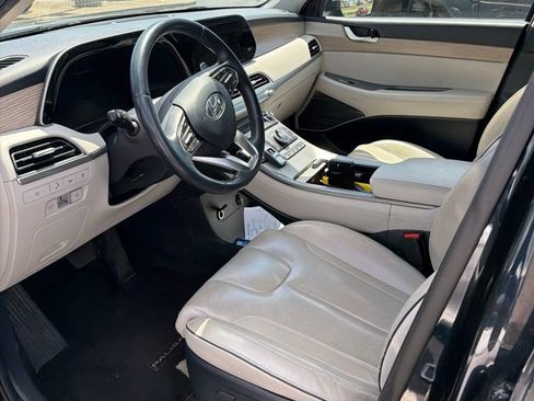 Used 2021 Hyundai Palisade Limited FWD image 4