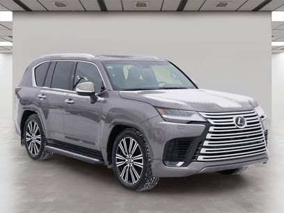 Used 2024 Lexus LX 600 4WD w/ Luxury Package