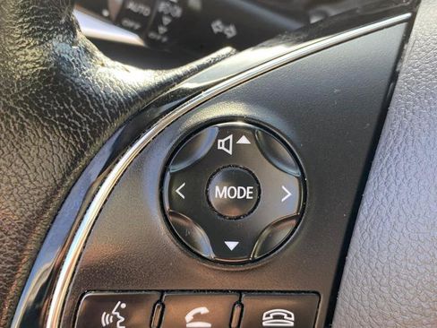 Used 2018 Mitsubishi Eclipse Cross SEL image 21