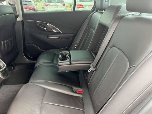 Used 2016 Buick LaCrosse Sport Touring image 10