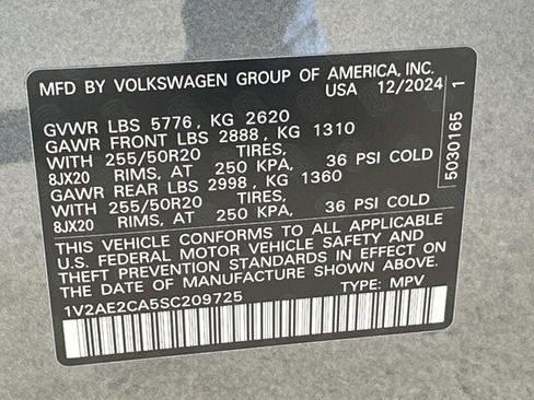 Certified 2025 Volkswagen Atlas Cross Sport SEL R-Line image 26