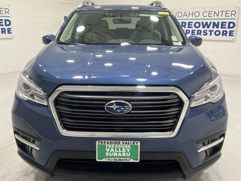 Used 2022 Subaru Ascent Premium w/ Convenience Package image 3