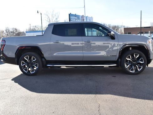 New 2025 GMC Sierra EV Denali image 26