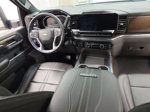 Certified 2024 Chevrolet Silverado 2500 High Country w/ Technology Package AWD/4WD image 12