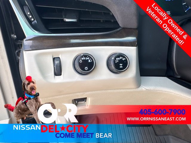 Used 2019 Cadillac Escalade Premium Luxury AWD/4WD image 19