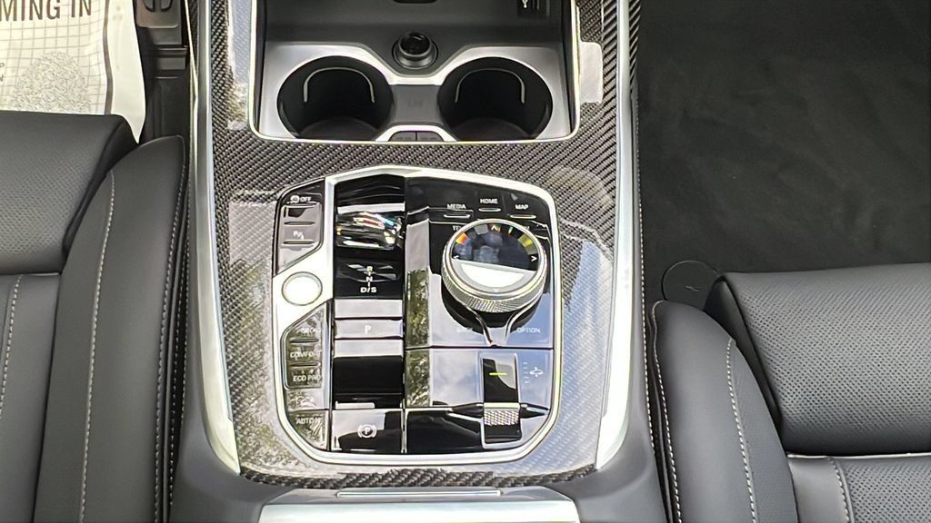 New 2027 BMW X7 M60i AWD/4WD image 15