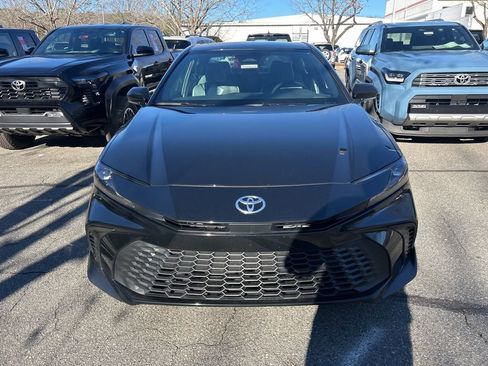 New 2026 Toyota Camry SE image 2