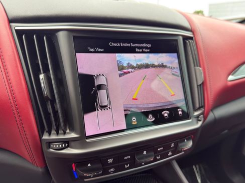 Certified 2022 Maserati Levante Modena S AWD/4WD image 23