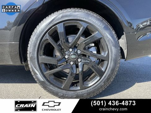 Used 2024 Land Rover Discovery Dynamic SE image 38