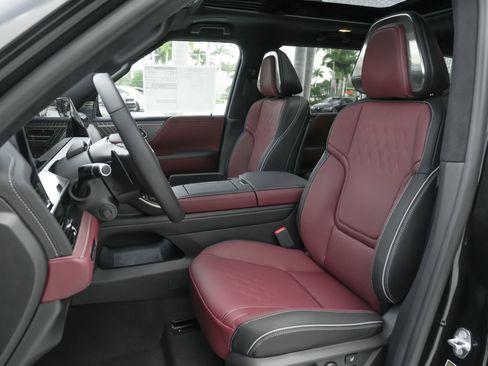 New 2026 INFINITI QX80 Autograph w/ Premium Cargo Package image 6