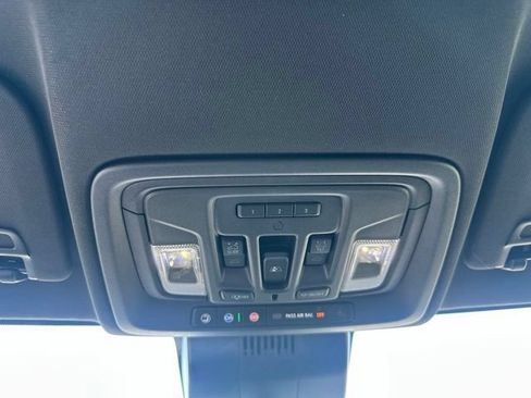 Used 2024 GMC Sierra 2500 AT4 w/ AT4 Premium Plus Package AWD/4WD image 20