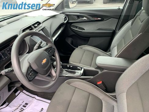 Used 2022 Chevrolet TrailBlazer LS image 18