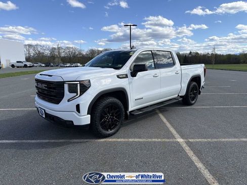 Used 2022 GMC Sierra 1500 Elevation AWD/4WD image 1