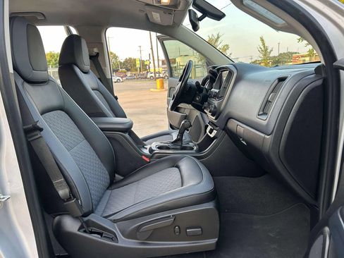 Used 2019 Chevrolet Colorado Z71 AWD/4WD image 10
