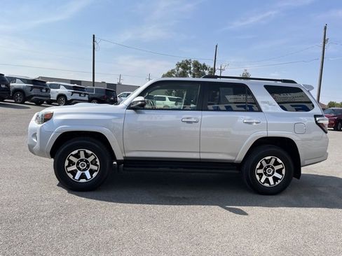 Used 2024 Toyota 4Runner TRD Off-Road Premium image 7