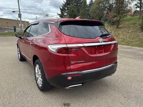 Used 2023 Buick Enclave Essence w/ Experience Buick Package image 2