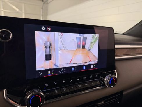 Used 2024 GMC Canyon Denali AWD/4WD image 28